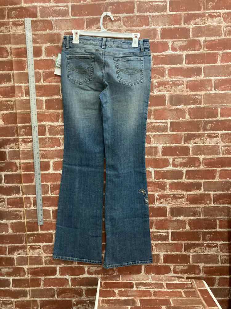New With Tag SUZY Size 7 Jeans