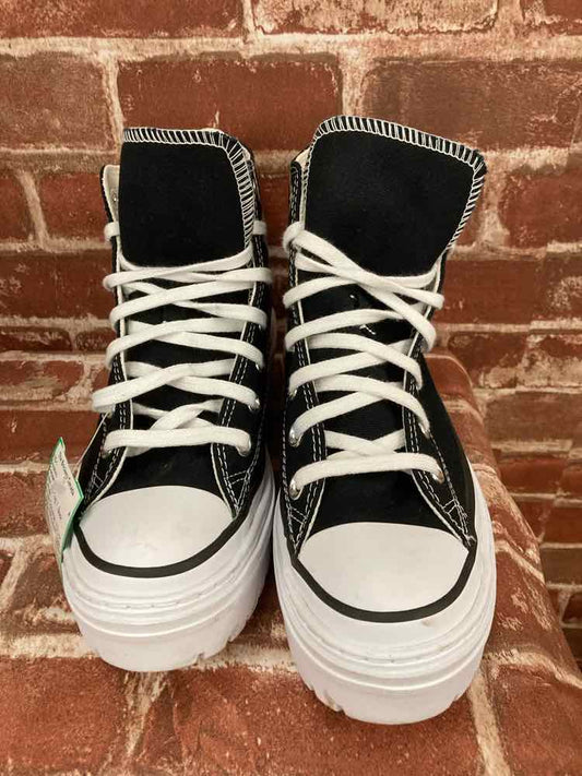 New W/O Tag Converse 7 Sneakers