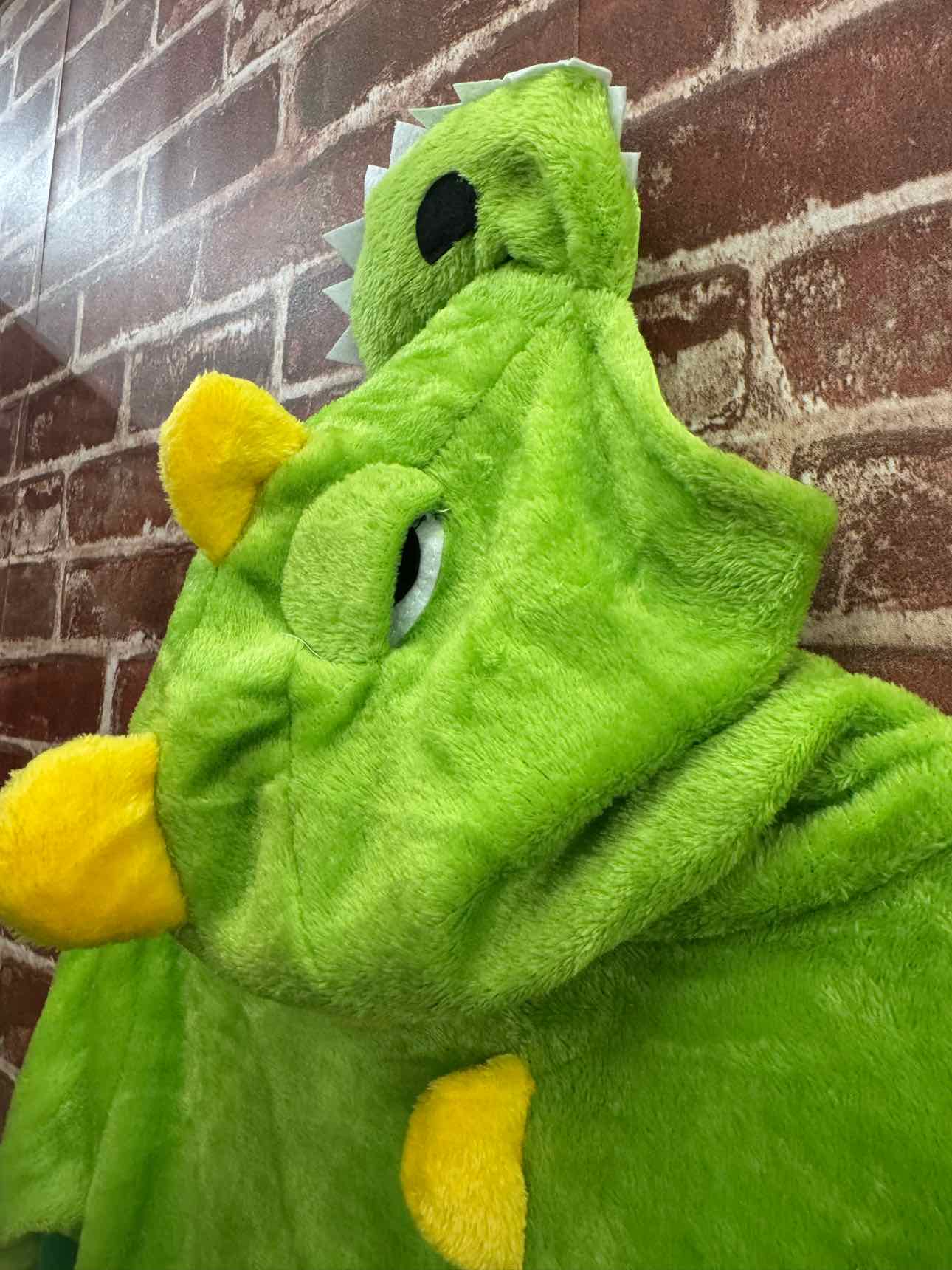 9-10 No Brand Green Overalls