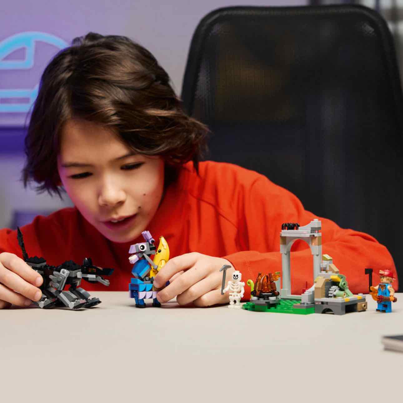 LEGO FORTNITE 77075