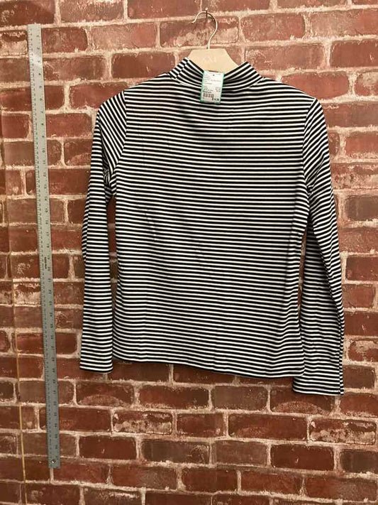 New With Tag PrintStory Size Medium Turtleneck