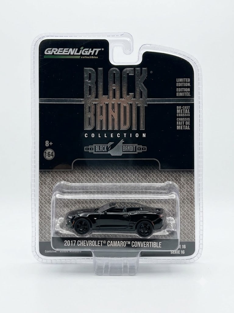 GreenLight Black Bandit Collection 1:64 2017 Chevrolet Camaro Convertible (Serie 16)