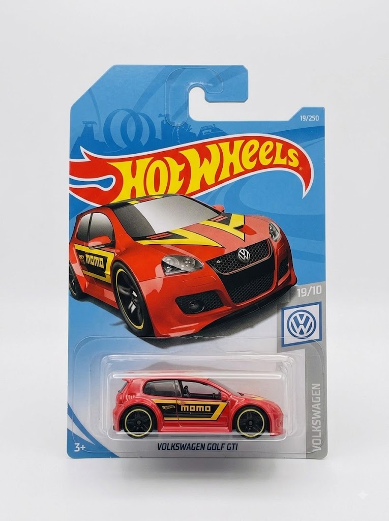 Hot Wheels Volkswagen Golf GTI - Volkswagen Series (MOMO Livery)