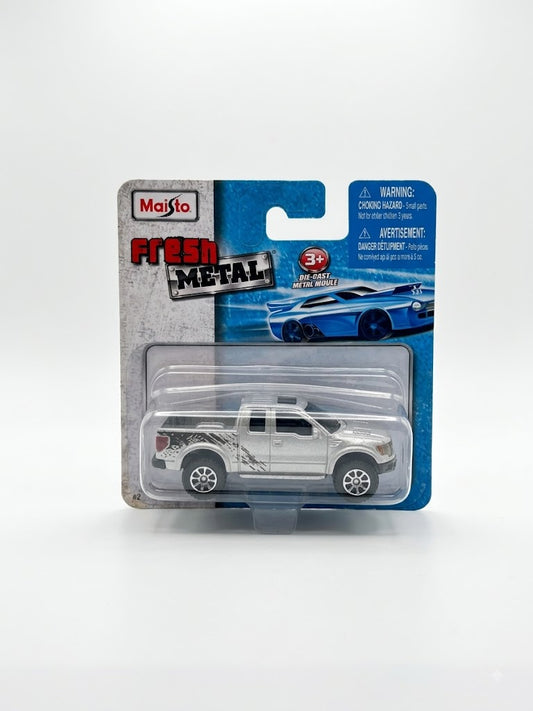 Maisto Fresh Metal Ford F-150 SVT Raptor - Silver / Black Splatter