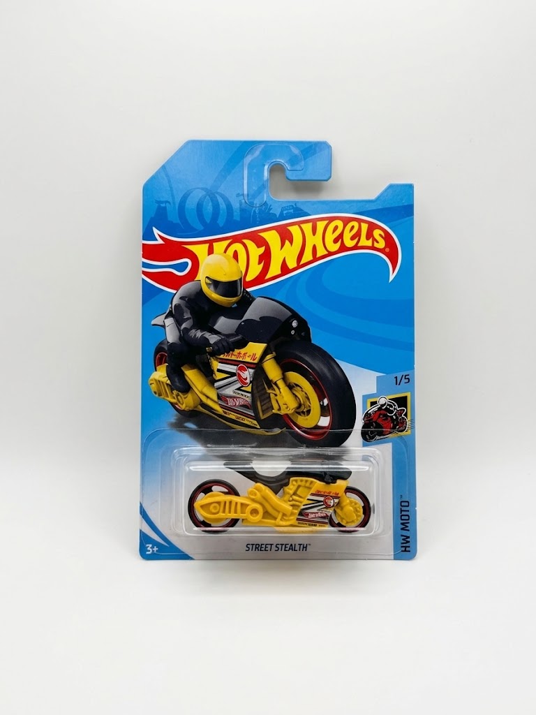 Hot Wheels Street Stealth - Bright Yellow & Black (HW Moto #1/5)
