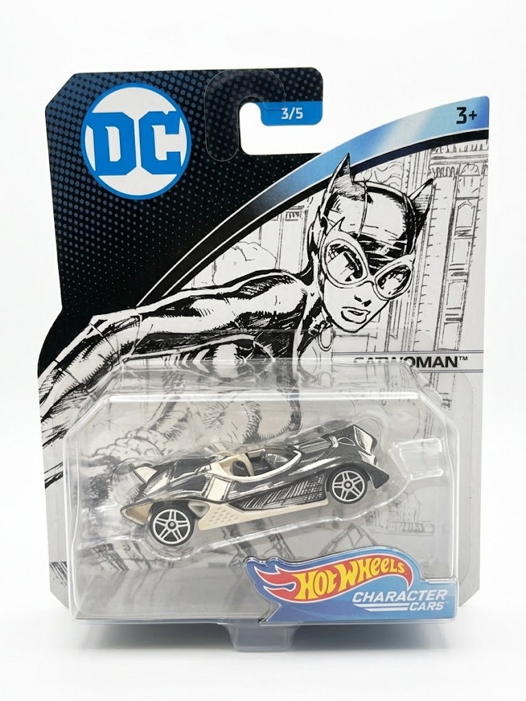Hot Wheels DC Character Cars - Catwoman (3/5)
