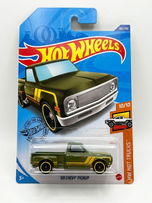 Hot Wheels '69 Chevy Pickup Olive Green (HW Hot Trucks 10/10)