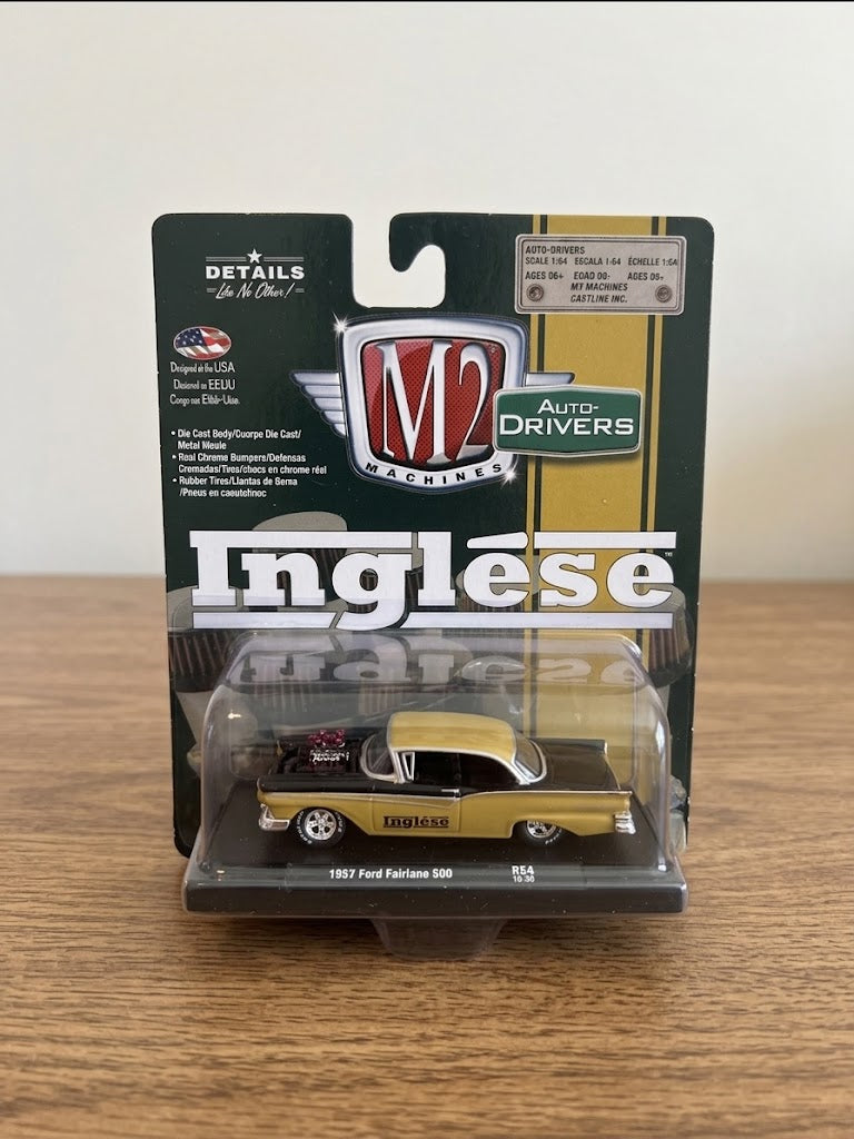 M2 Machines 1:64 Auto-Drivers Inglese - 1957 Ford Fairlane 500 (R54)