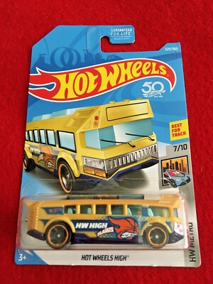 Hot Wheels High – HW Metro (329/365)