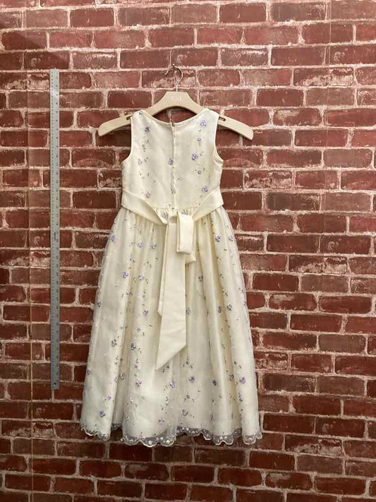 8 Cinderella Cream Formal Wear