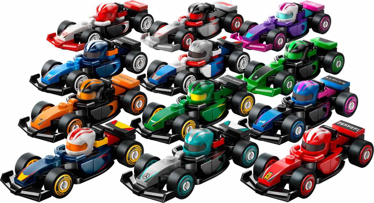 LEGO MINIFIGURES / F1 RACE CARS
